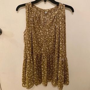 Uniqlo Woman’s Sleeveless Blouse